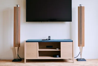 image of Deluxe Twin Room 901 Bang & Olufsen 2
