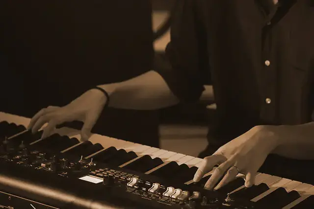 【UENO JAZZ NIGHT, 2025】「Cinematic Jazz （10月）」 @Bistro NOHGA